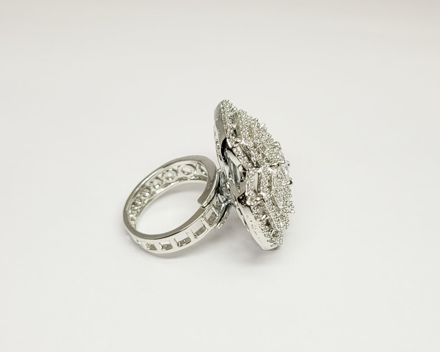 Bold Statement Ring – Modern Chic with Desi Charm
